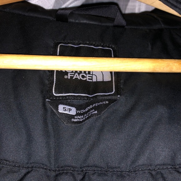 The North Face Goose Down Puffer Jacket - Picture 11 of 16